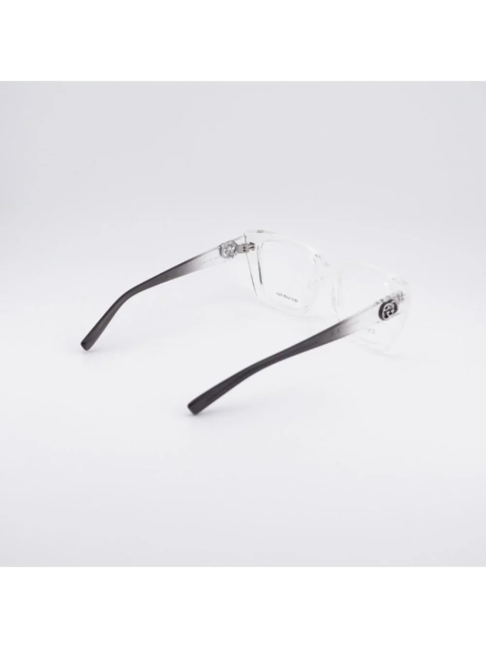 Gucci authentic gg2028o